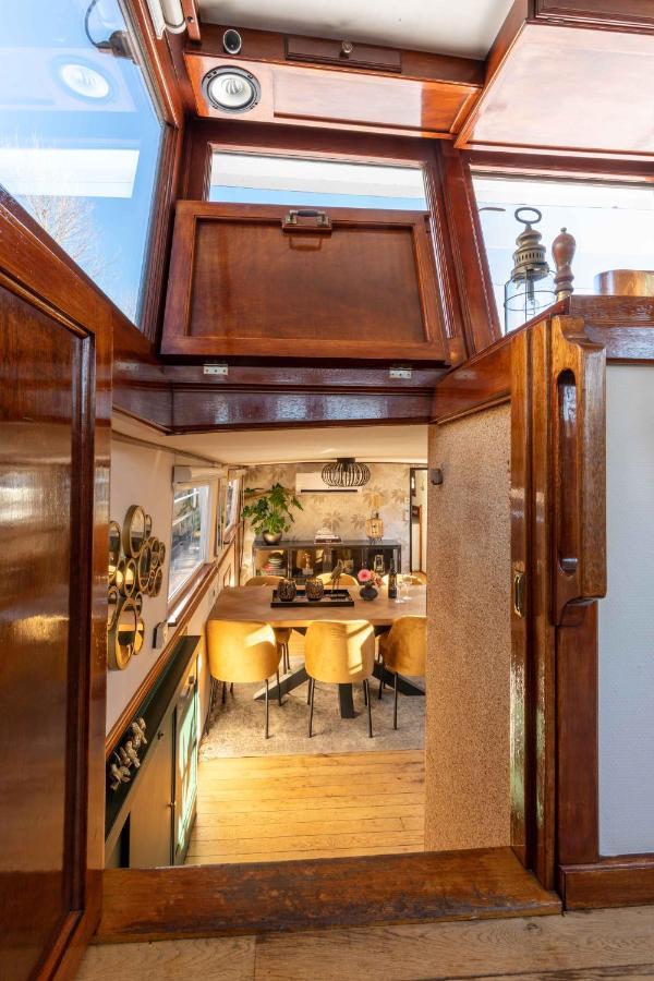 Готель The Luxury Boat Зволле Екстер'єр фото
